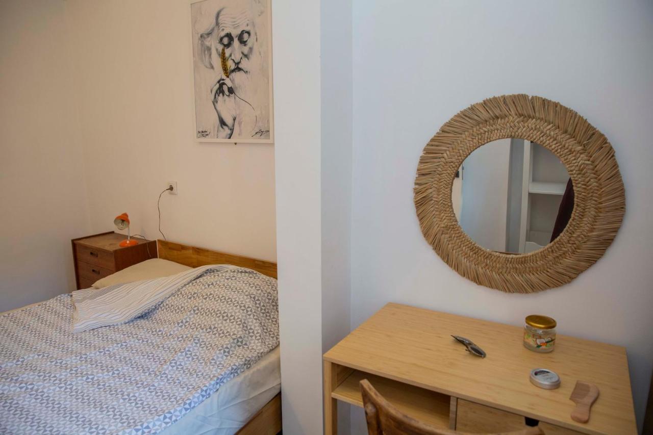 Central Sofia 3-Bedroom Apartment - Urban Art Gallery - Free Parking! ภายนอก รูปภาพ