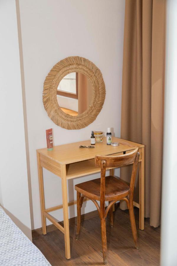 Central Sofia 3-Bedroom Apartment - Urban Art Gallery - Free Parking! ภายนอก รูปภาพ